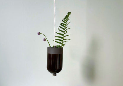 Hanging vase